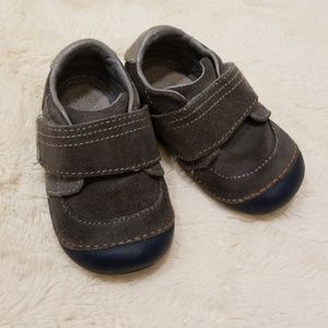Stride rite grey suede shoes. Size toddler 5.5XW